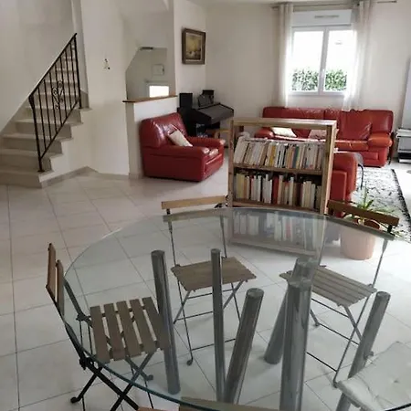 Maison Climatisee Proche Rer A Neuilly-Plaisance